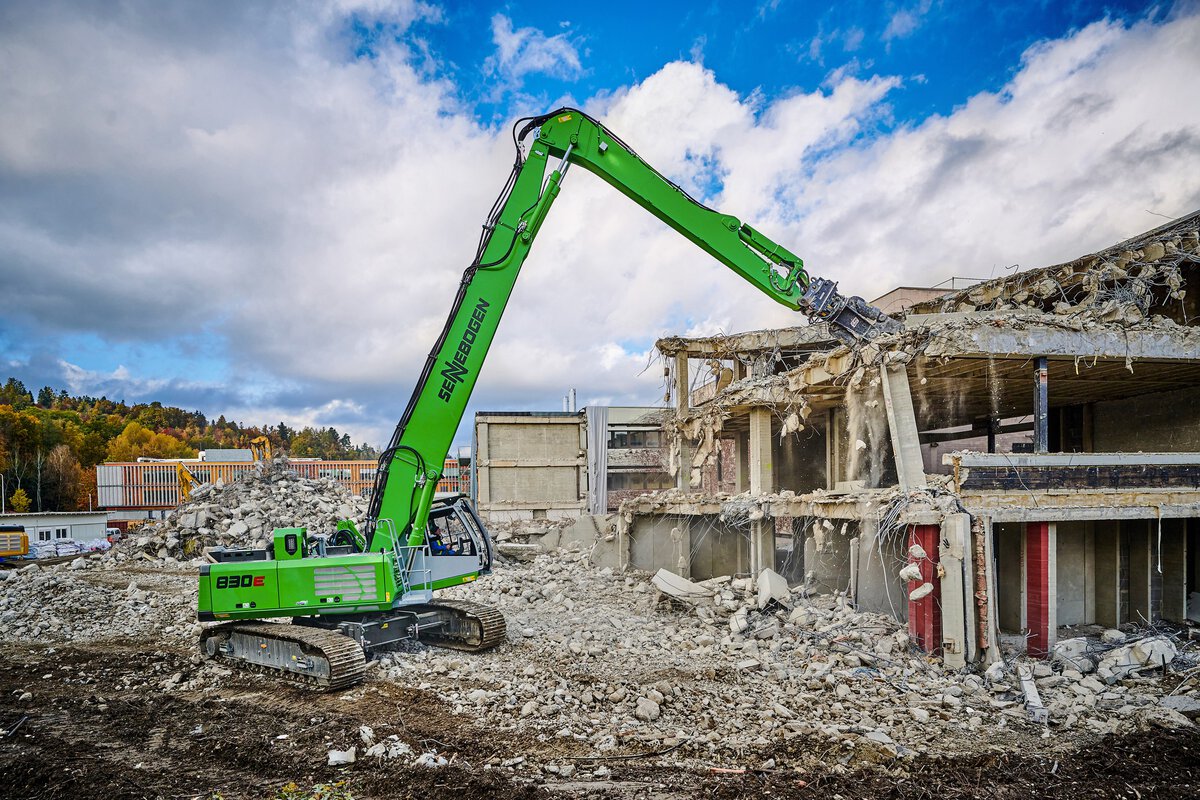 Sennebogen Crawler Demolition