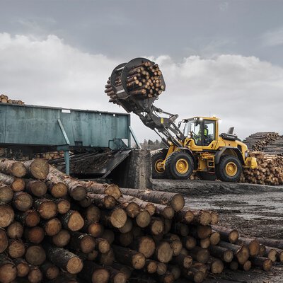 timber-grapple-forestry-material-flow