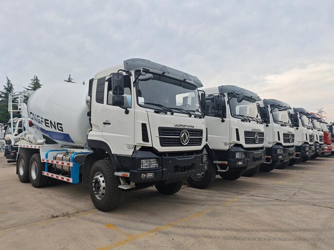 Dongfeng-Trucks-heavy-infrastructure