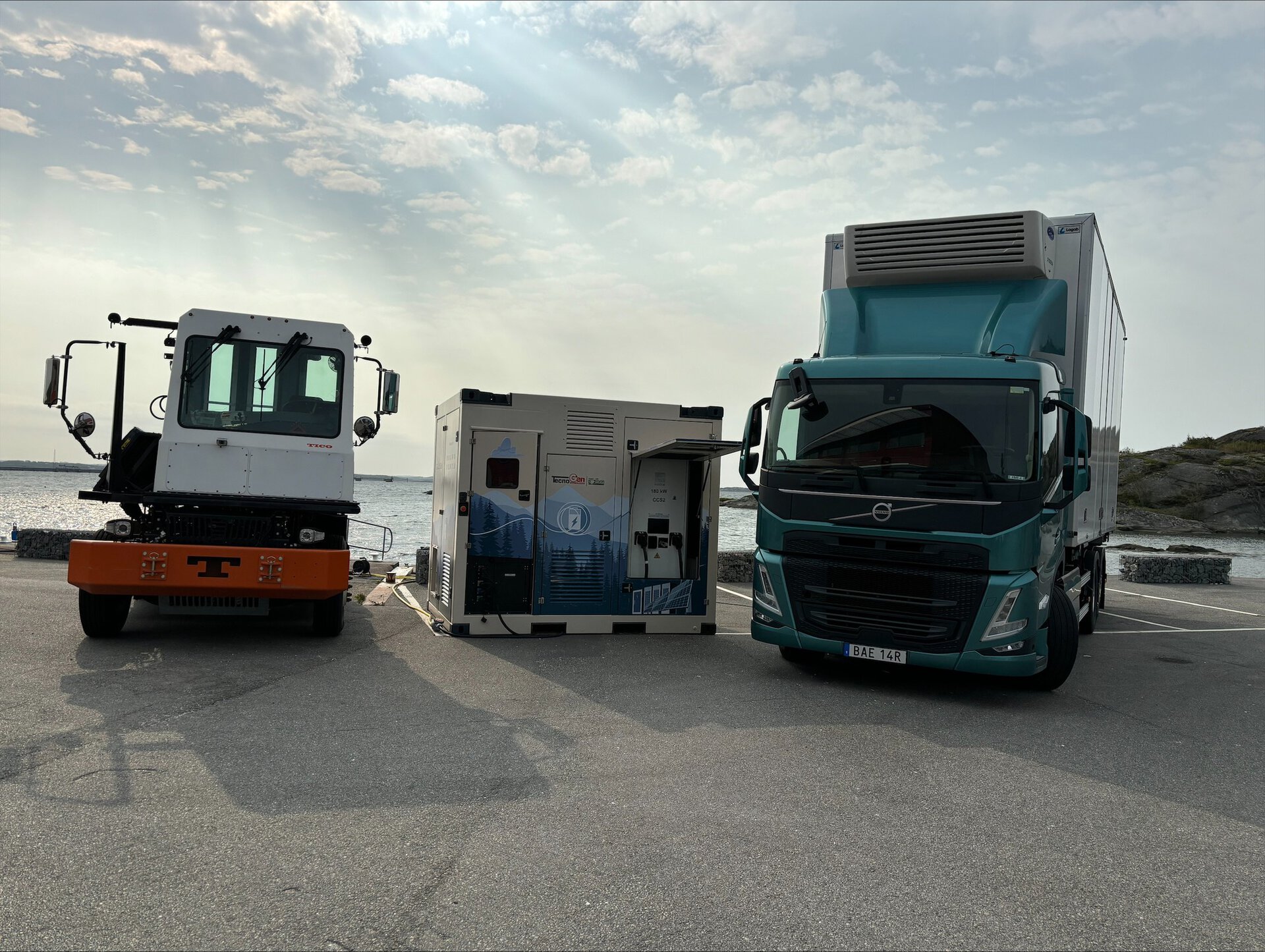 Advanced BESS (Battery Energy Storage System) solutions for sustainable power management and reduced diesel dependency.