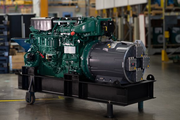 Groupes électrogènes marins spécialisés conçus pour fournir une électricité de bord fiable et une puissance de secours pour les navires commerciaux.