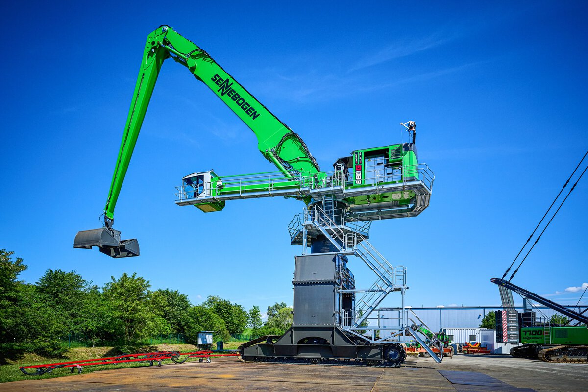 Sennebogen 880 G Port handling Material Handling Port and Marine