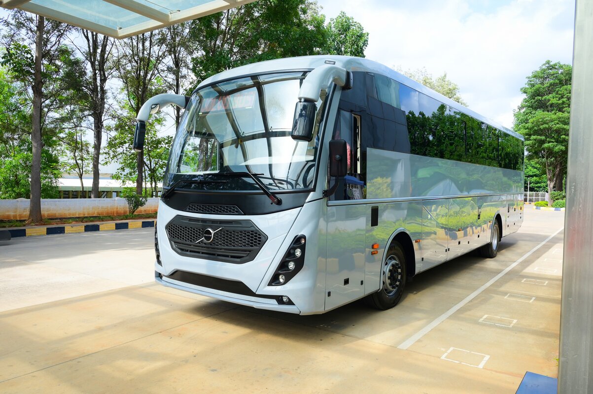 A reliable 100% Volvo integrated bus showcasing the iconic safety and engineering excellence for passenger transportation