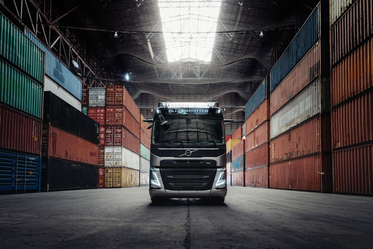 volvo-trucks-tipper-haulage-distribution